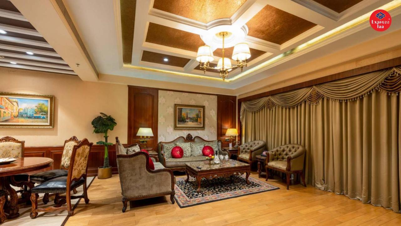 Express Inn The Business Luxury Hotel Nashik Exterior photo