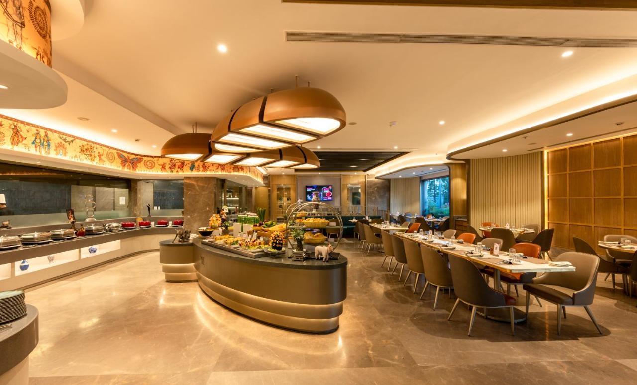 Express Inn The Business Luxury Hotel Nashik Exterior photo